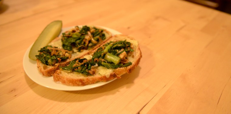 Open_faced_grilled_cheese